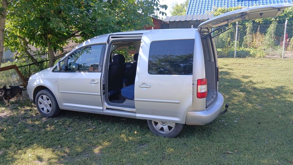 Vând vw Caddy 2006