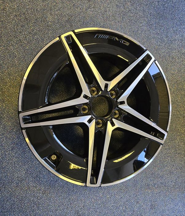 O janta 18" Mercedes Benz EQA EQB cod A2434011700