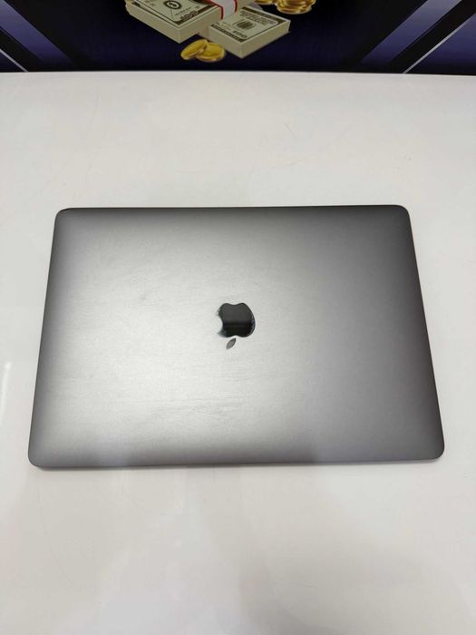 MacBook Air 13-inch M1 2020 Retina  Gri AGP Amanet Cod 3330