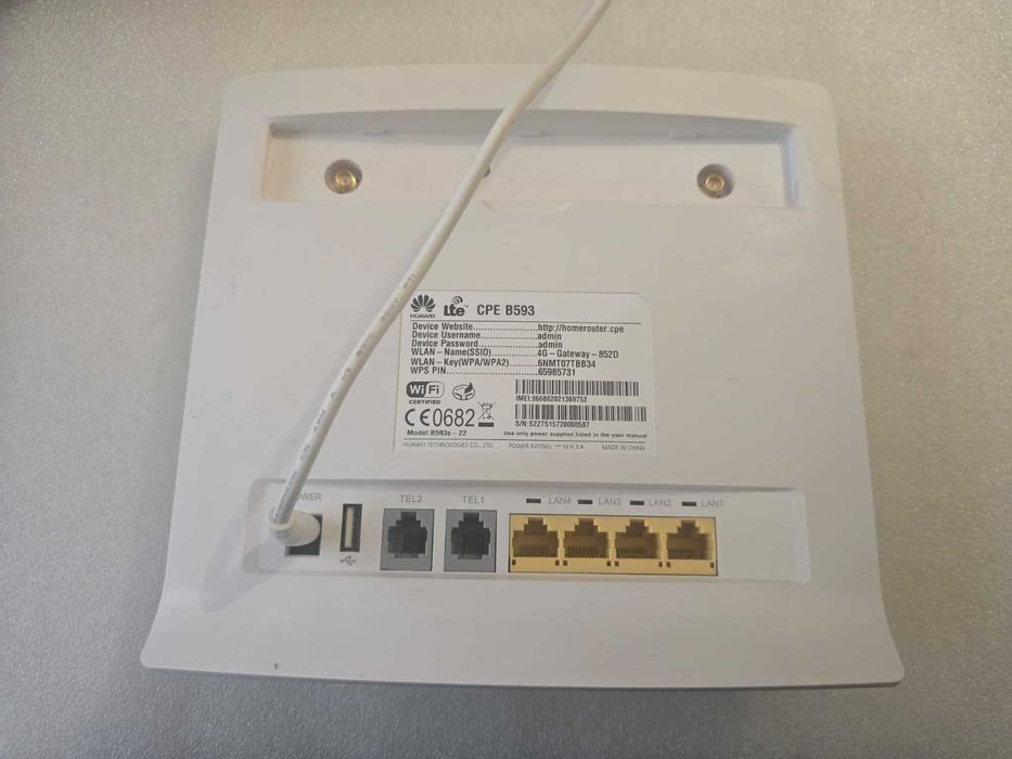 Router 4G Huawei B593s-22 LTE Cat4 150Mbps Liber de Rețea Wi-Fi 300Mb