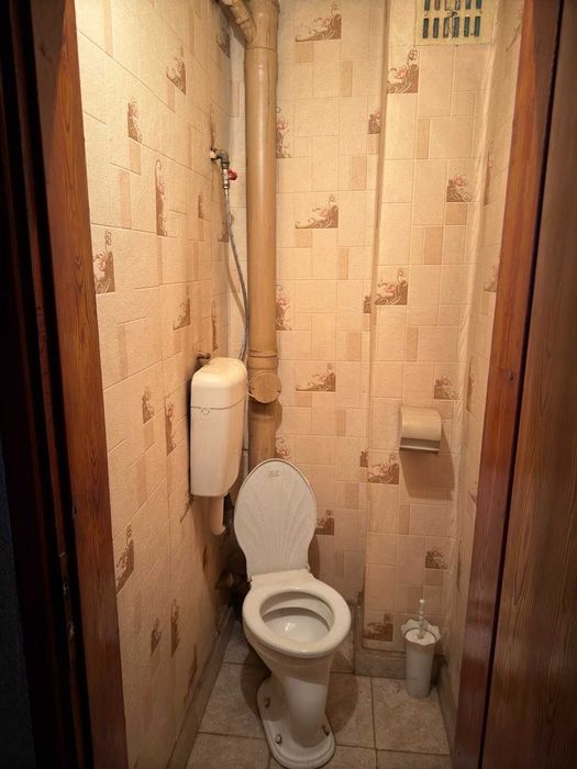 Продава се Двустаен апартамент в Карнобат - 64 кв.м за 704 €/кв.м - Снимка #6