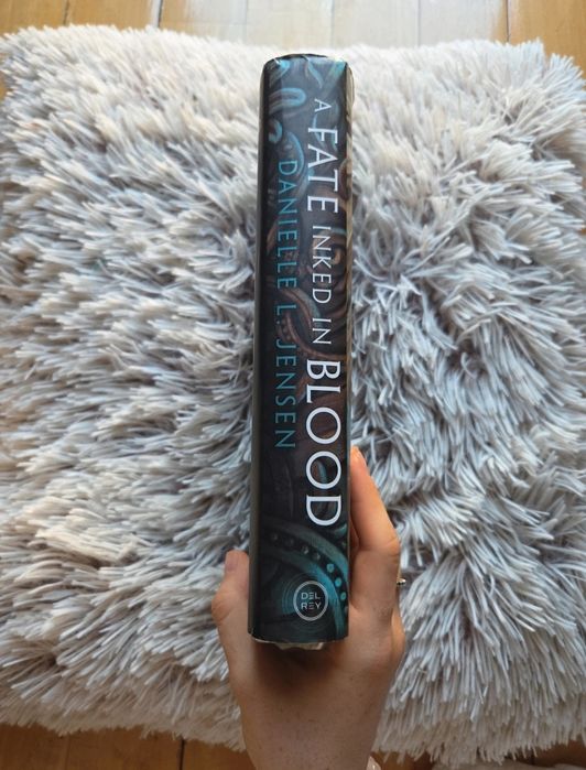 A Fate Inked in Blood - Danielle L. Jensen