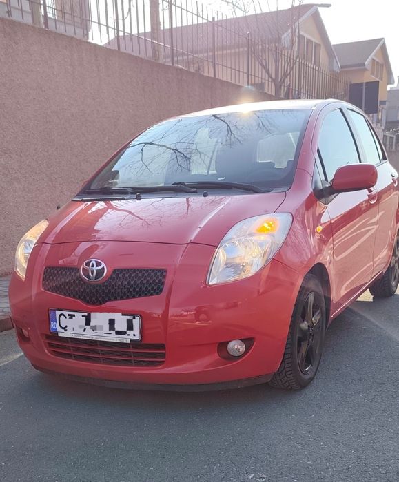 Toyota Yaris 1.3 Benzină SOL/Full – 127K km reali – cumpărată de nouă