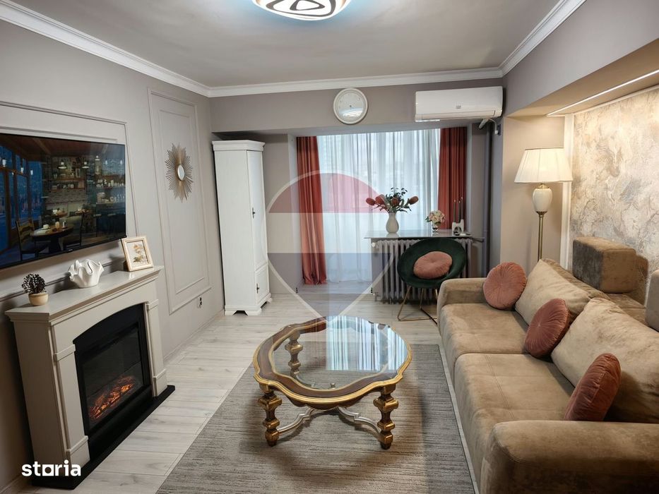 DE INCHIRIAT Apartament cu 3 camere în zona P-ta Alba Iulia