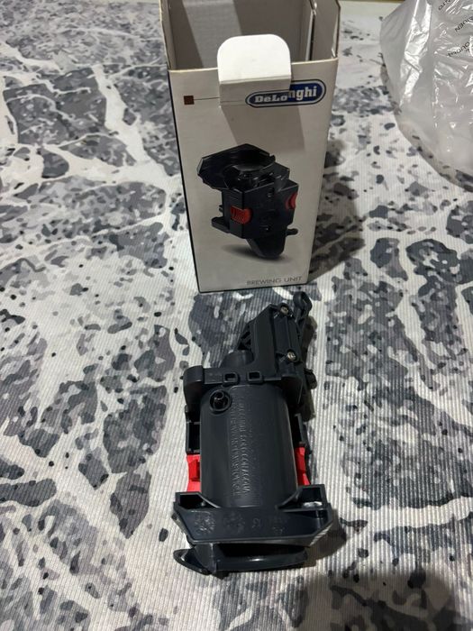 Продам заварочный блок кофемашины Delonghi