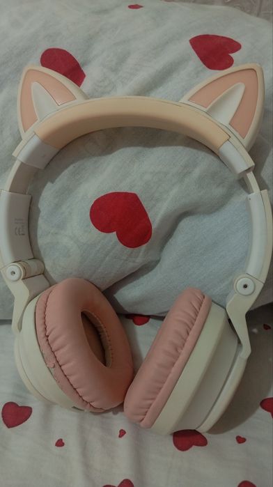 Без проводные наушники с ушками