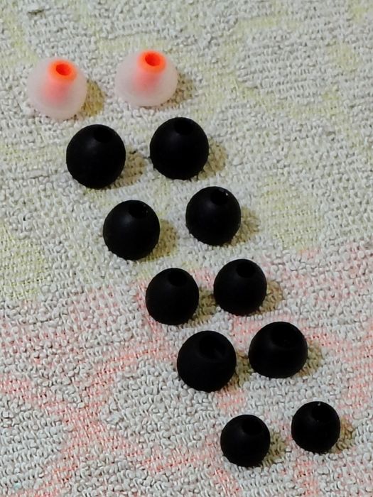 SET 6 Seturi Doape silicon casti handsfree, noi nefolosite -10LEI