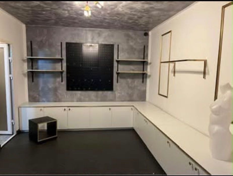 Spatiu comercial/Birou de vanzare
