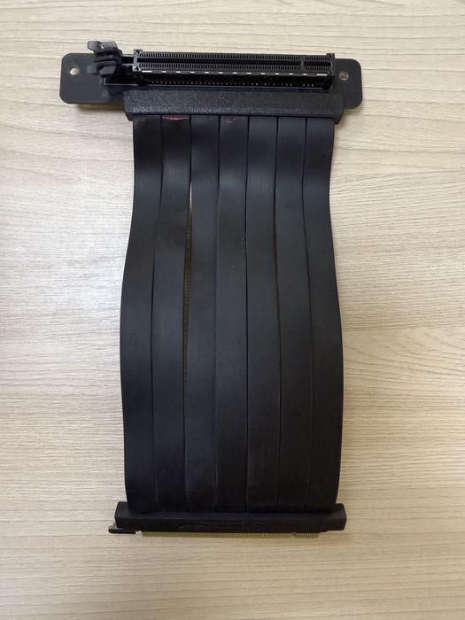 Райзер кабель Rog Strix