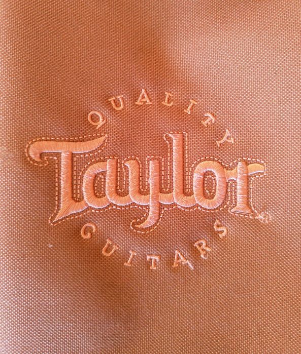 Акустична китара Taylor (Big Baby)