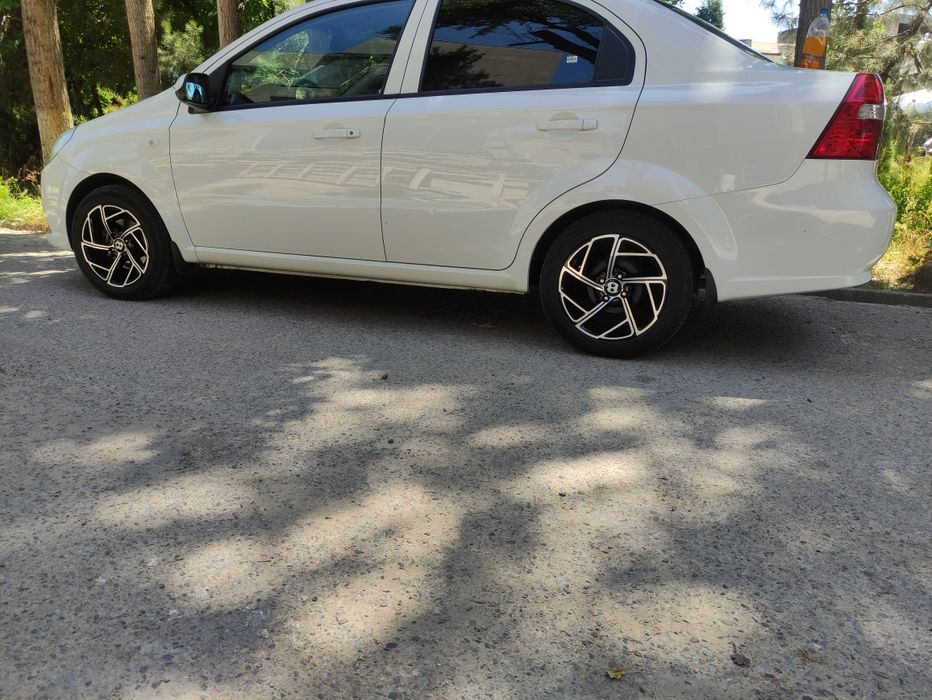 Сака сотилади 15