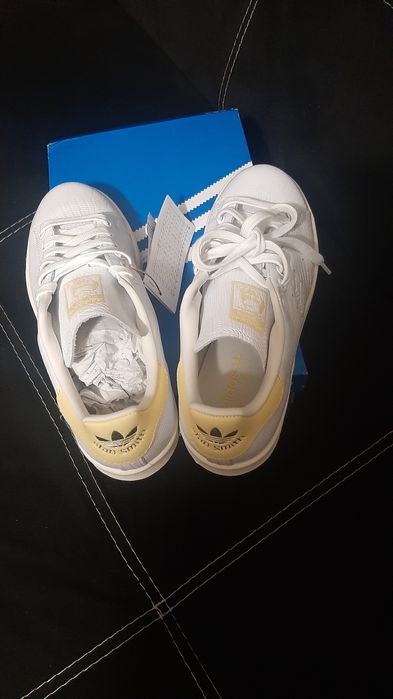 Дамски маратонки "Adidas "