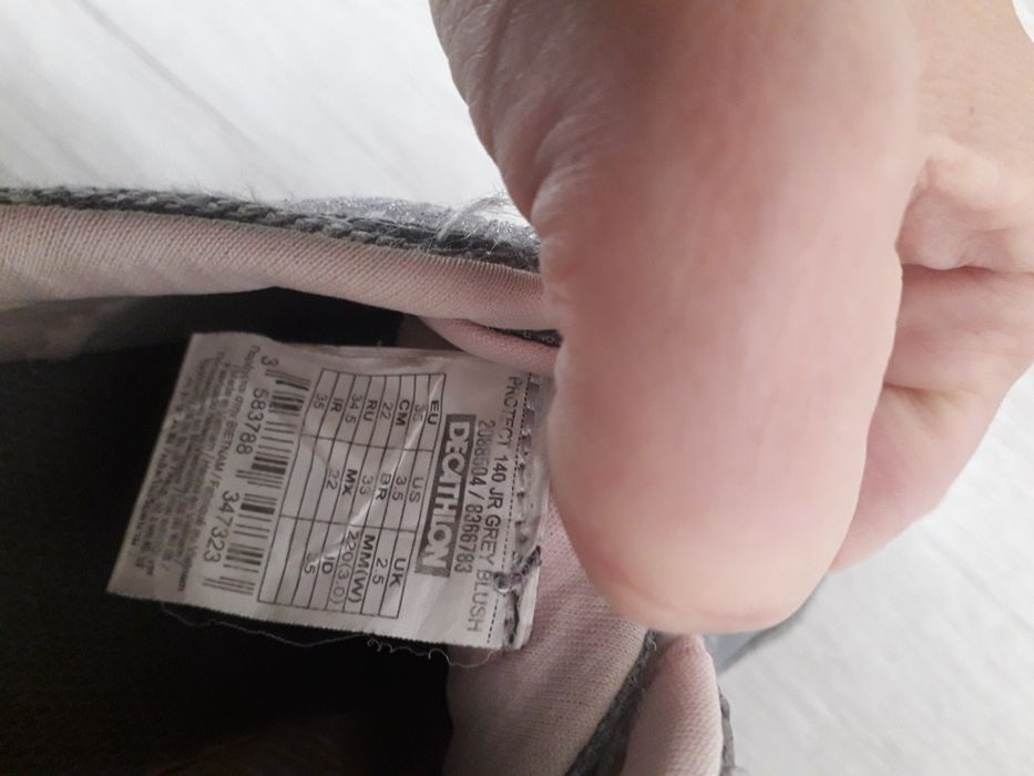 Маратонки за момиче 35 номер