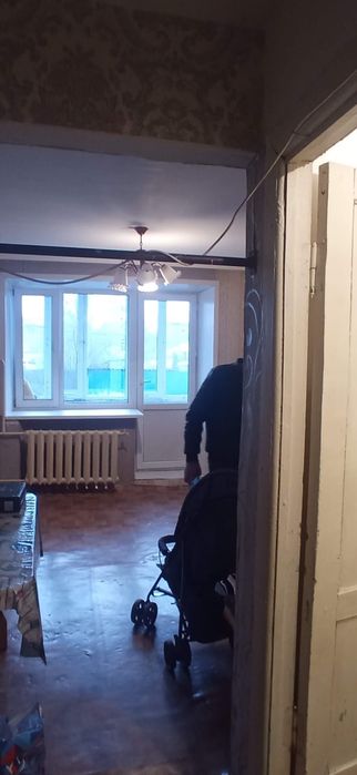 Продам 1 ком кв Уральская 3