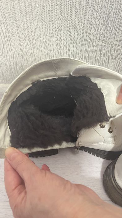 Продам зимнию обувь