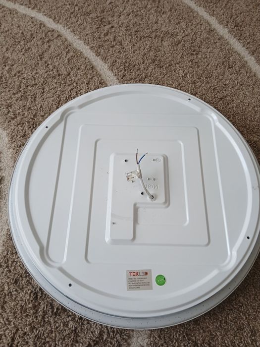 Продам люстру ххх