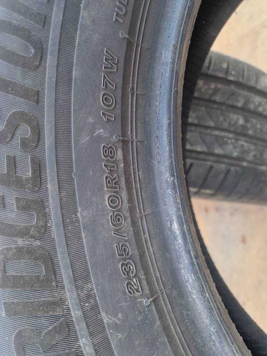 2 Bridgestone R18 235/60 Летни гуми  DOT2023