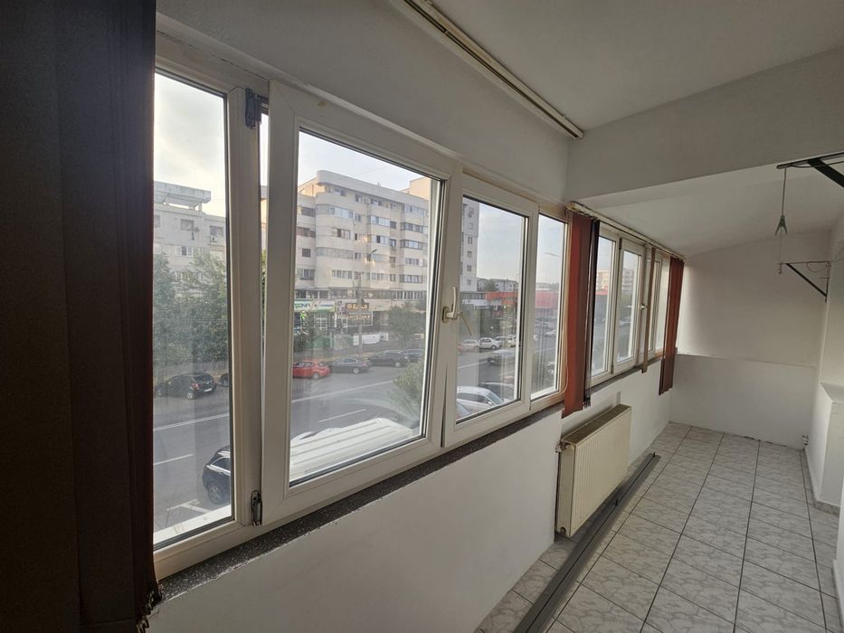 Inchiriez apartament buzaului etaj 1