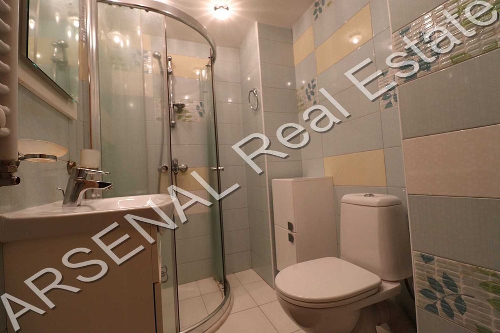 Дава се под наем Тристаен апартамент в София, в.з. Киноцентъра - 120 кв.м за 950 € - Снимка #4