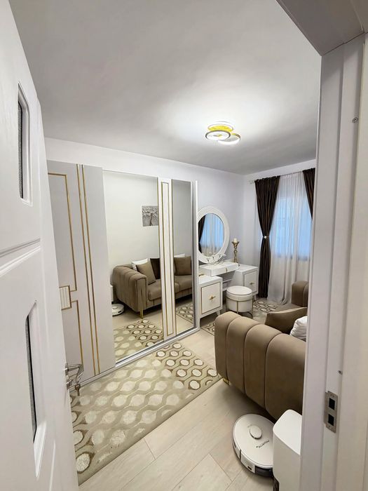 Apartament 3 camere | Complet renovat | Totul NOU | – Titu