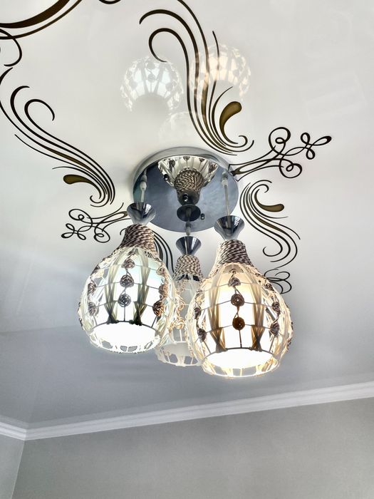 Продам срочно 4 люстры