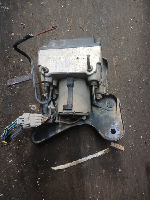 Блок ABS Тоета Карина Е привозной