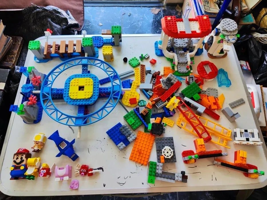 Части за Лего супер Марио Lego super mario