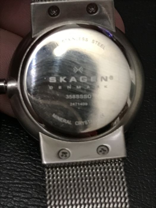 Продавам часовник SKAGEN