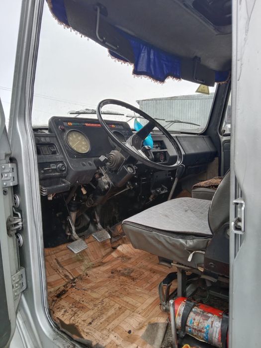 Продам машину ЗИЛ 130.