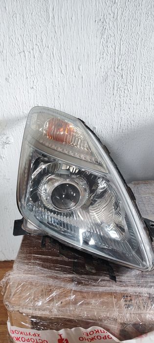 Продам Фары передние Bi-led Приус 20