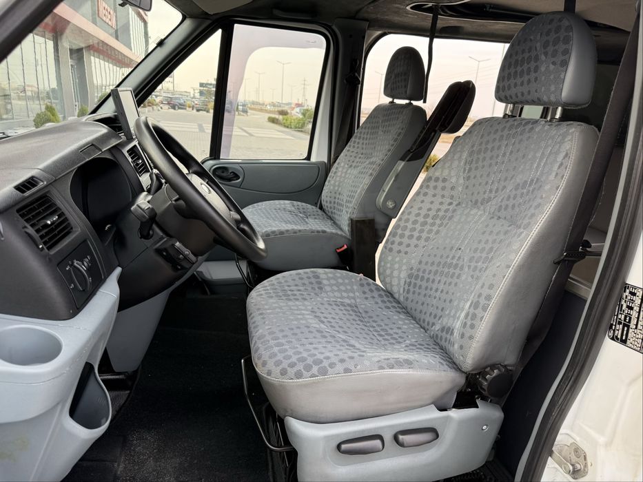 Ford Transit 2.2 TDCi 90к.с 2008г. КЕМПЕР / КЛИМАТИК