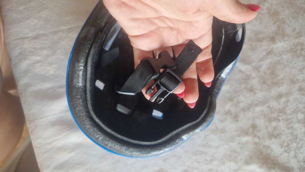 Детска каска за колоездене, декатлон, синя