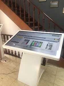 Сенсорный Инфокиоск 32/43/55/65 в Самый Низкий Цены со СКЛАД +Доставка