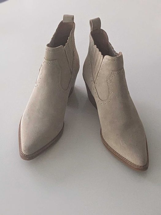 Боти Bronx естествен велур