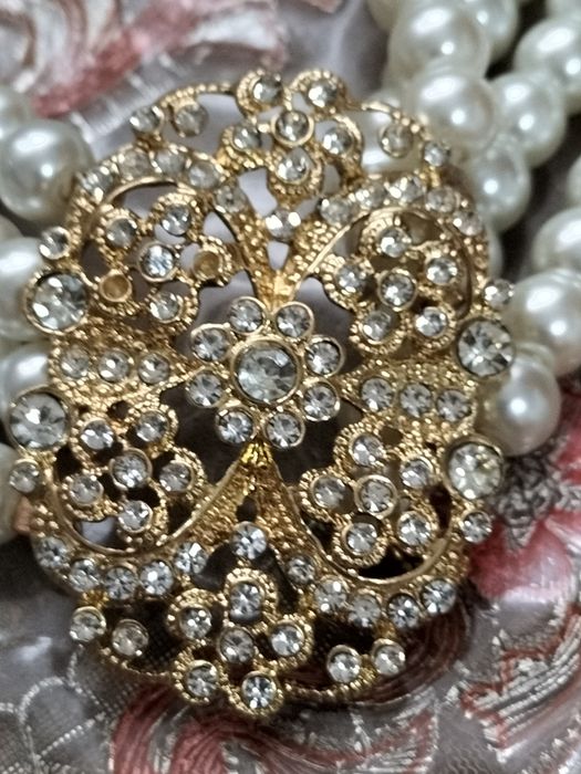 Set elegant colier ( 42 cm) + brățară reglabilă cu perle și cristale