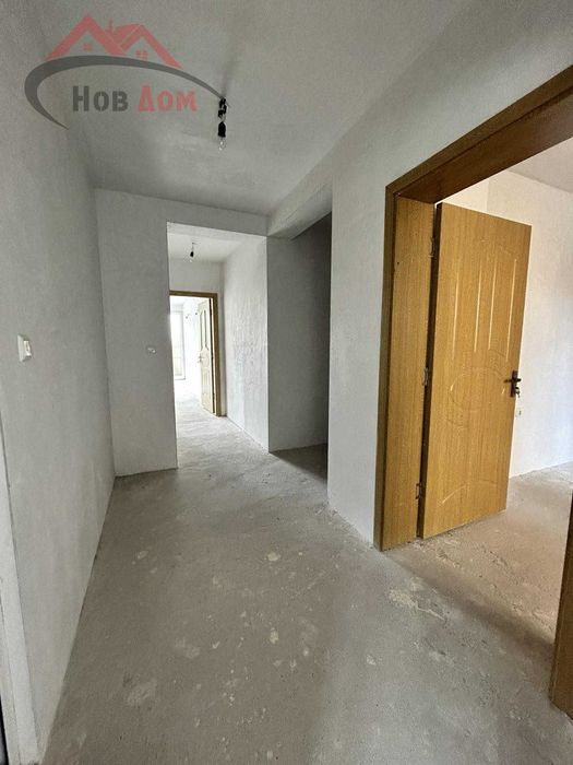 Продава се Тристаен апартамент в Велико Търново, Зона Б - 102 кв.м за 1079 €/кв.м - Снимка #2