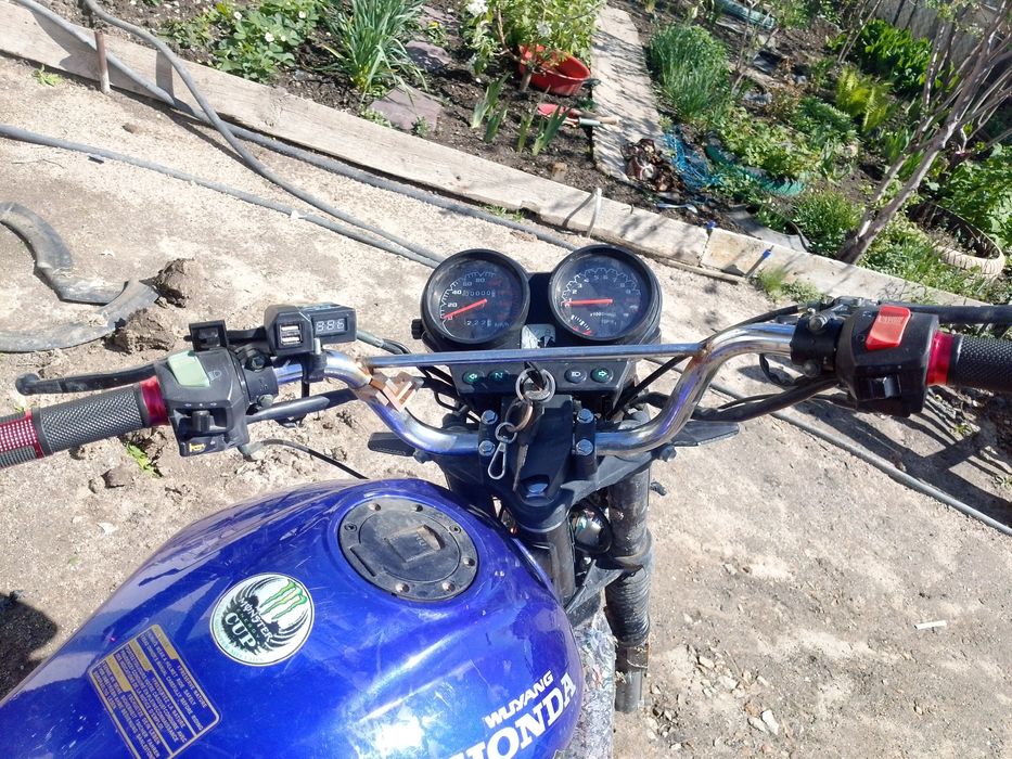 Продам Мотоцикл Almotor alr150