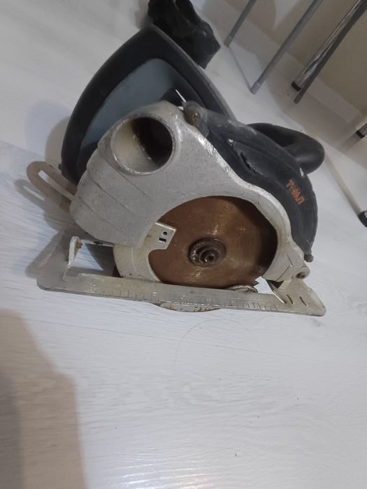 Продам пчелку бу