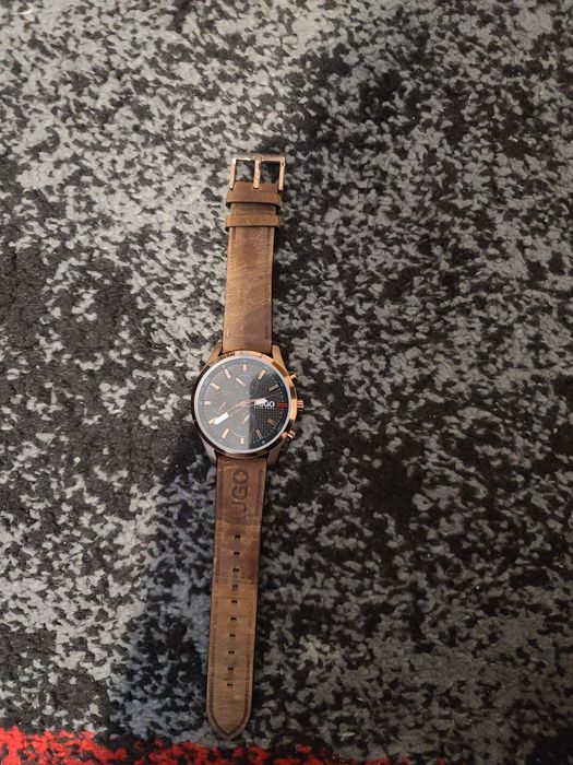 Часовник Hugo boss