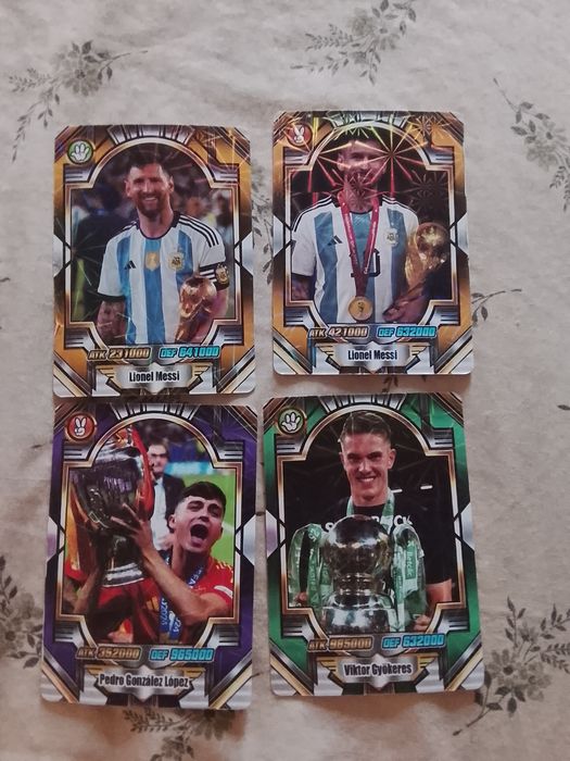 Cartonașe cu Lionel Messi