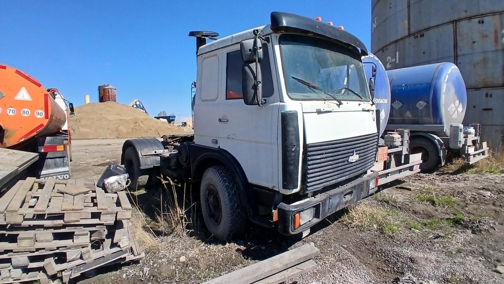 Продам МАЗ нормальном состояние