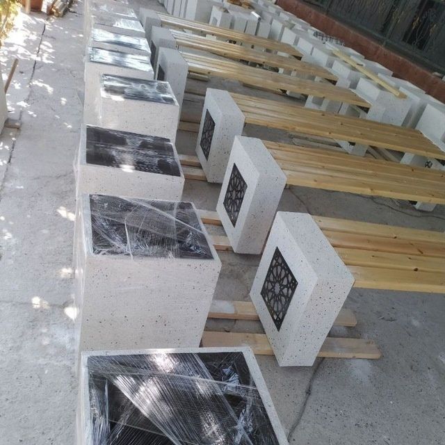 Mramor toshdan skameyka, urna, gul tuvak, vazon tayyoash