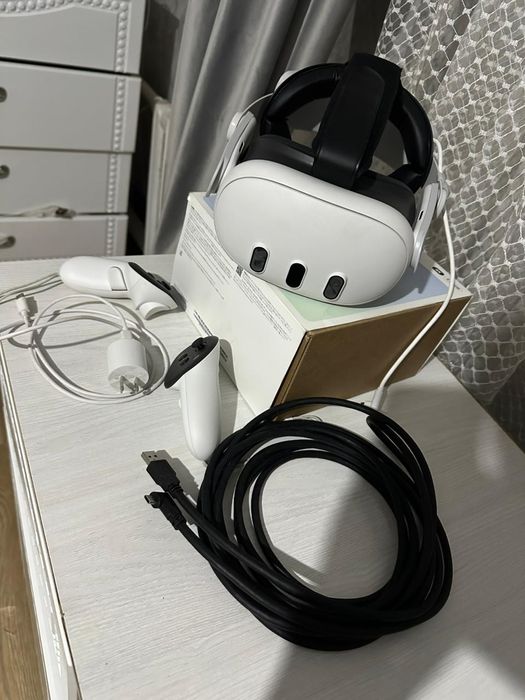 Meta Quest 3 ( 512 gb) ( Viar shlem )