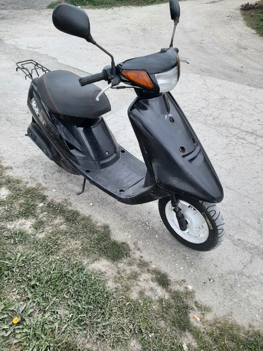 Продавам скутер ямаха joi.50.