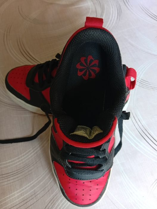 Nike  маратонки 35 номер