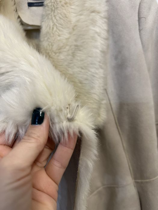 Blanita Bershka crem