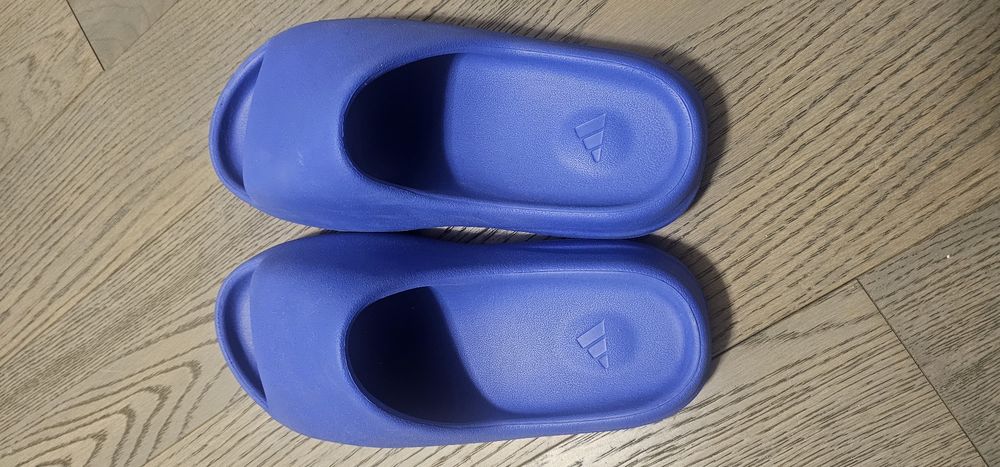 Papuci, slap yezzi 43-44