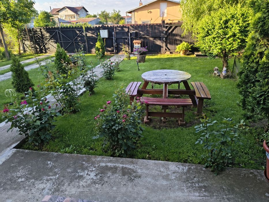 casa individuala,3 camere    15 minute din ploiesti