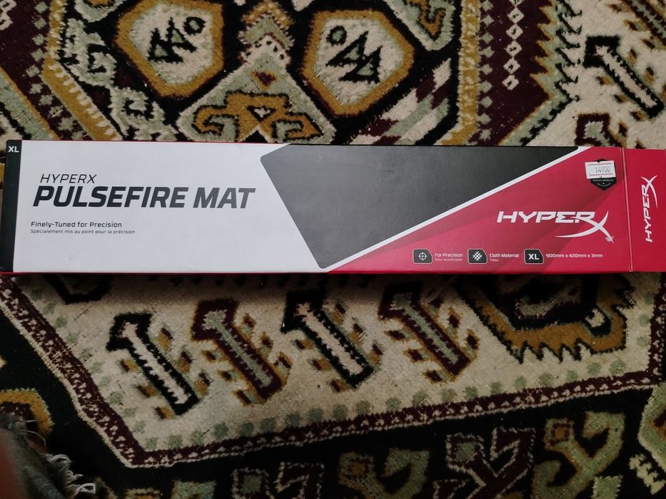 Продам игровой коврик hyperX