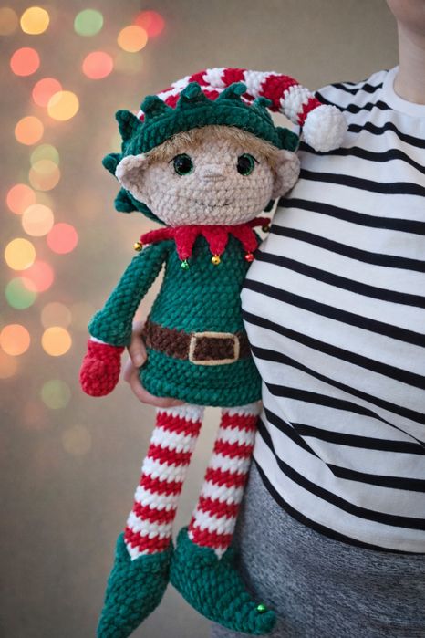 Плетен коледен елф- играчка/декорация